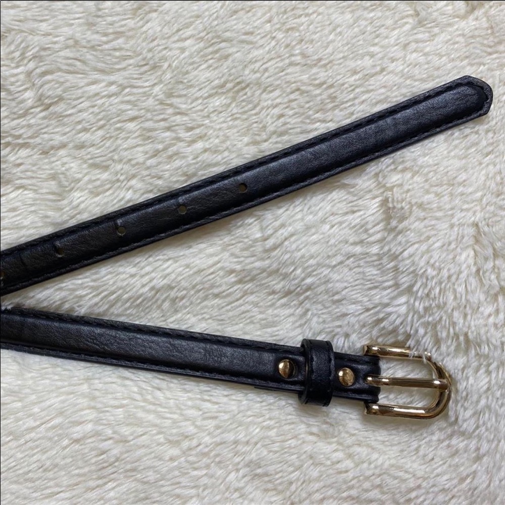 ~Primark Black/Gold Belt~